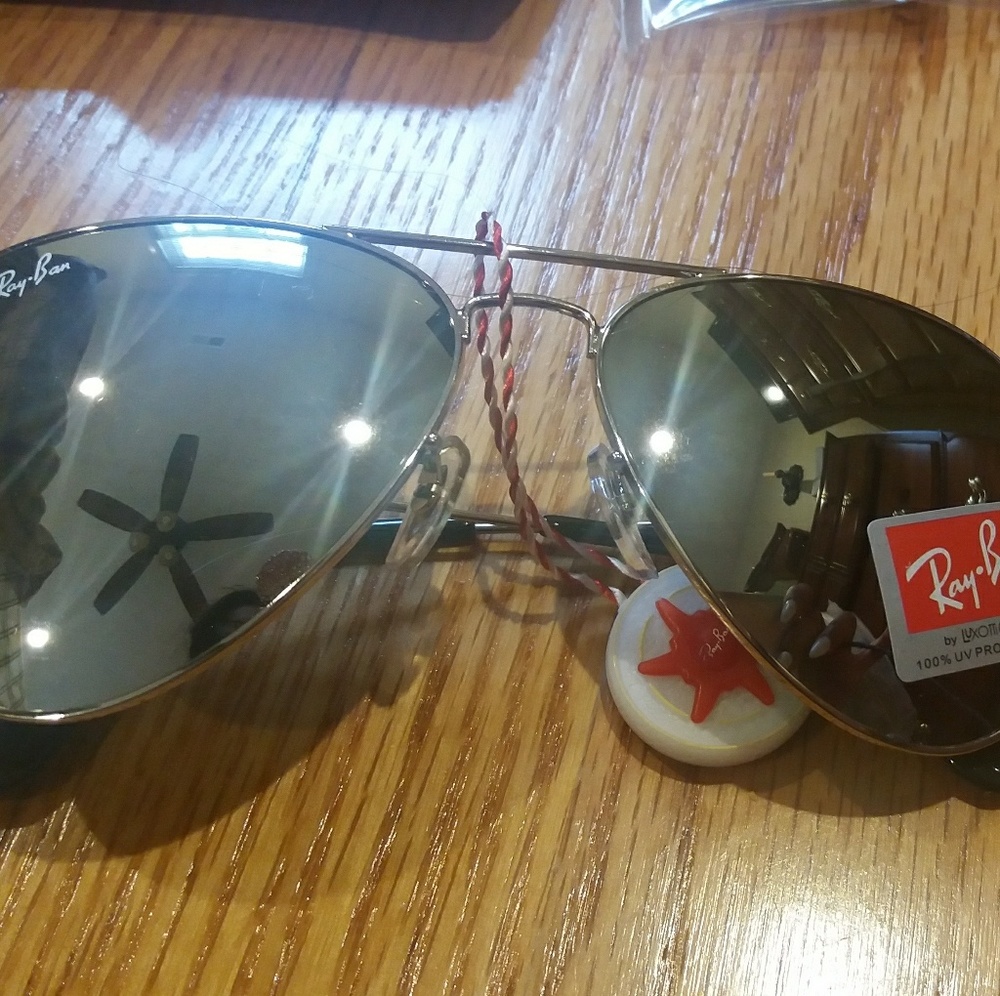 Ray-Ban Aviator Sunglasses